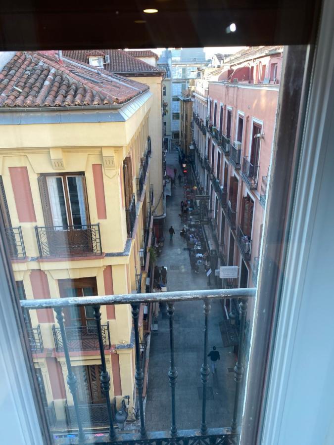 Hostal Alaska Madrid Exterior foto