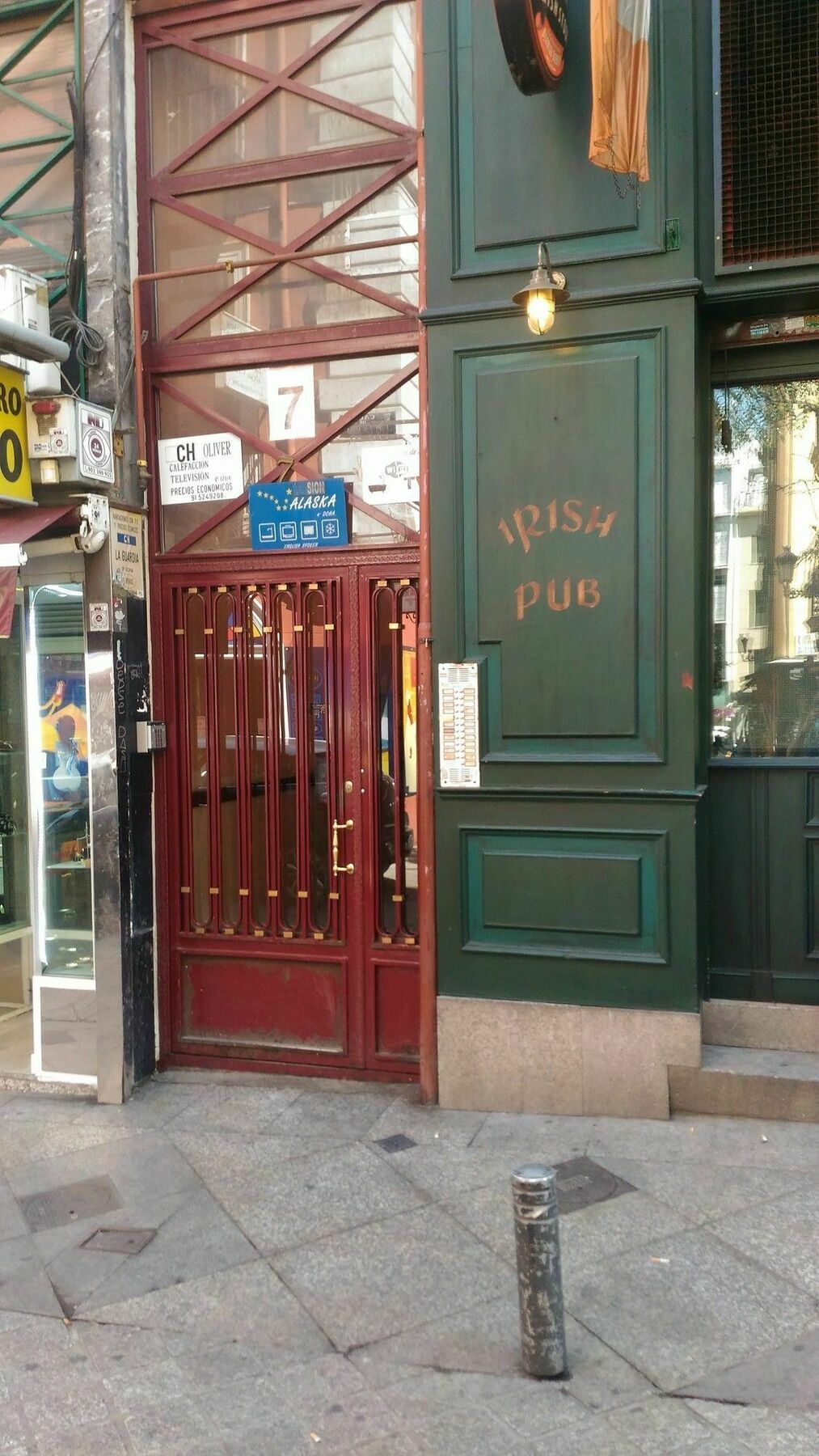 Hostal Alaska Madrid Exterior foto